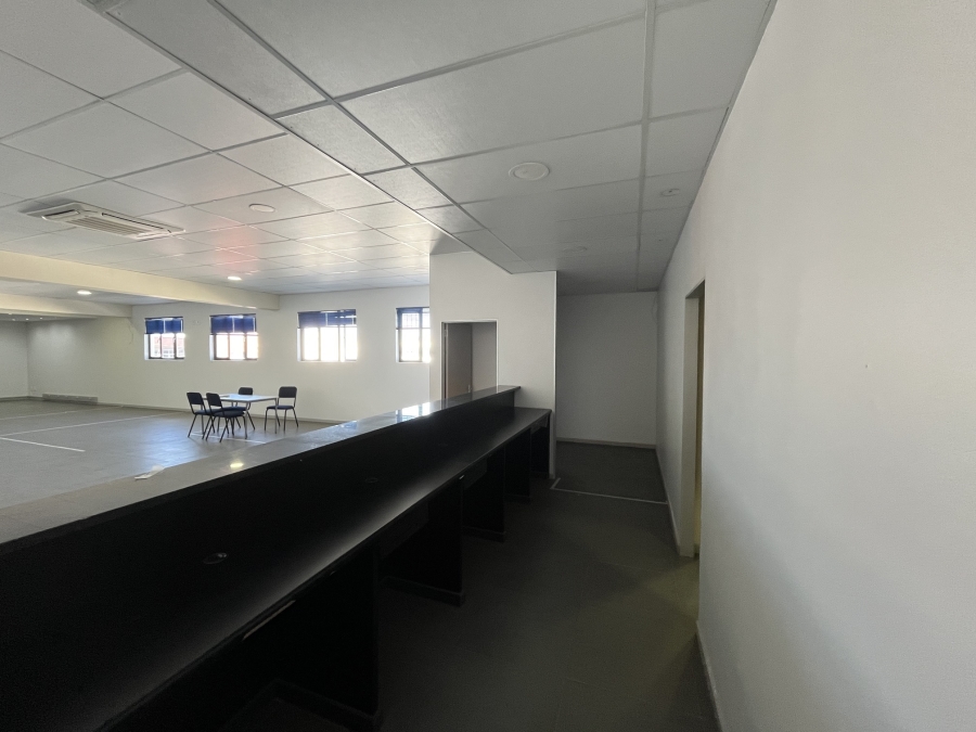 To Let commercial Property for Rent in Avondale Western Cape